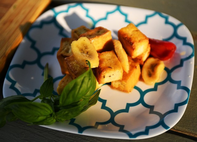 The Pickled Picnic by Julie Laing.