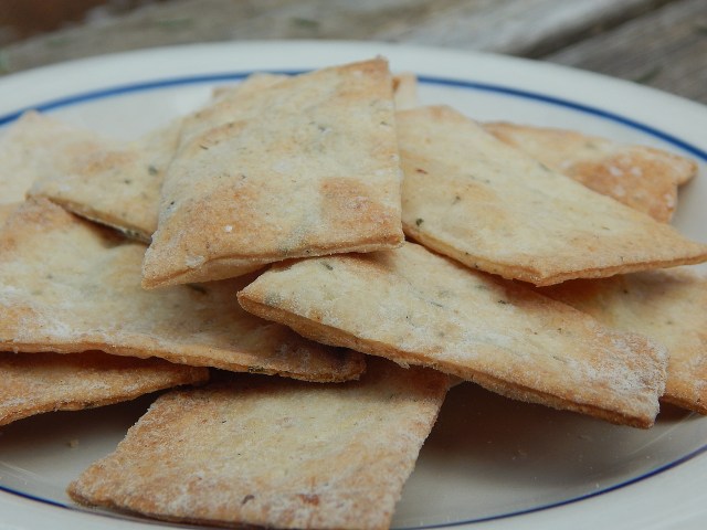 My master recipe lets you make cheese, wheat, herb, rye, and more. Get sourdough crackers recipes at TwiceasTasty.com.