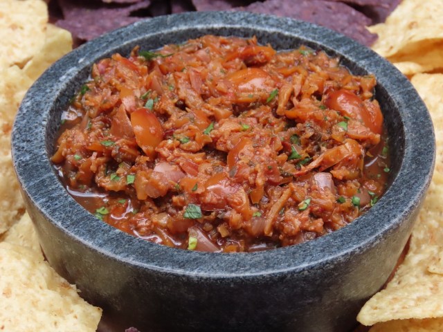 I’ve updated my list of favorite canning books with new editions plus newer releases worth adding to your canning bookshelf. Learn more at TwiceasTasty.com.